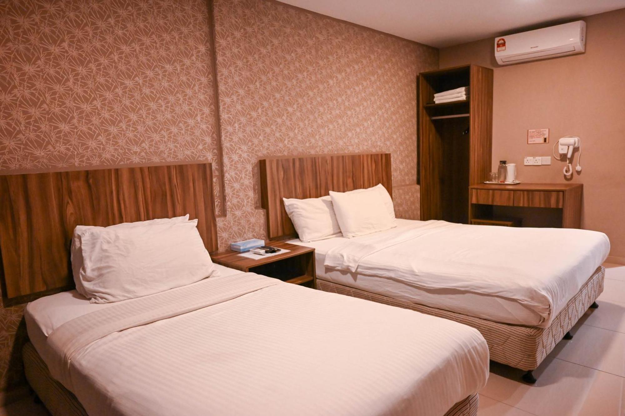 Hotel Jelai @ Raub, Pahang Buitenkant foto