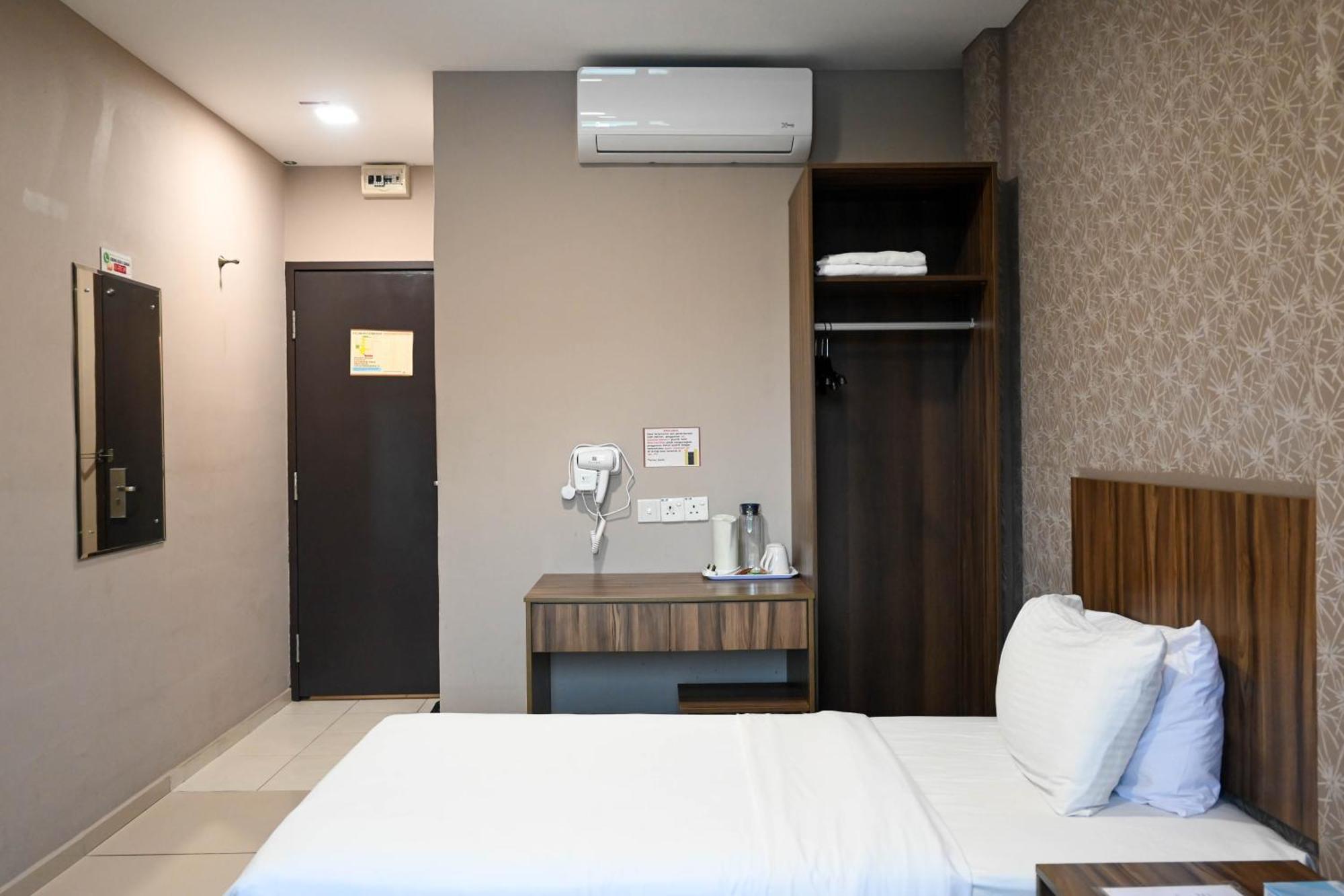 Hotel Jelai @ Raub, Pahang Buitenkant foto