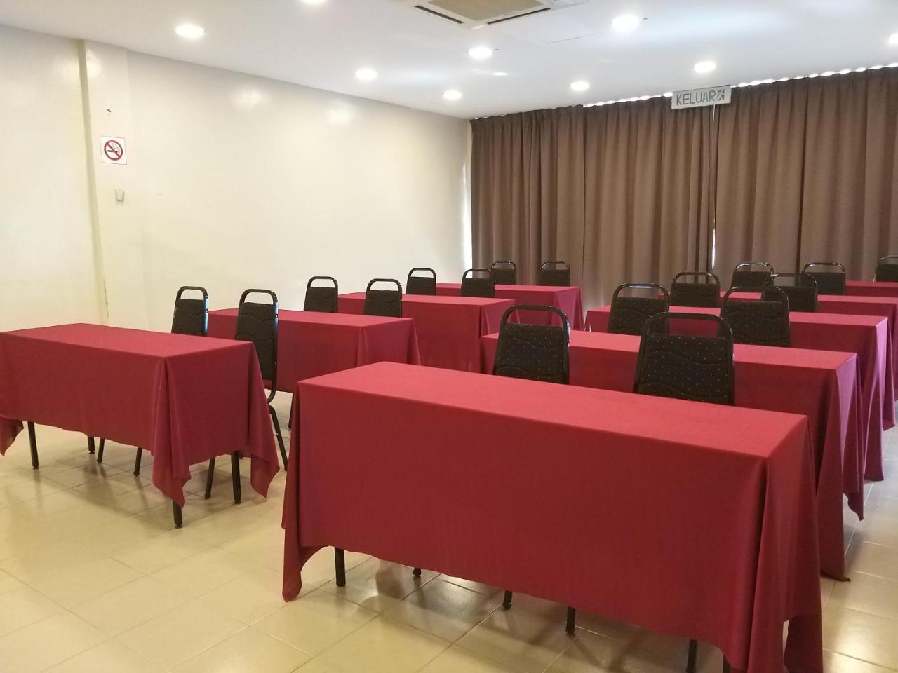 Hotel Jelai @ Raub, Pahang Buitenkant foto